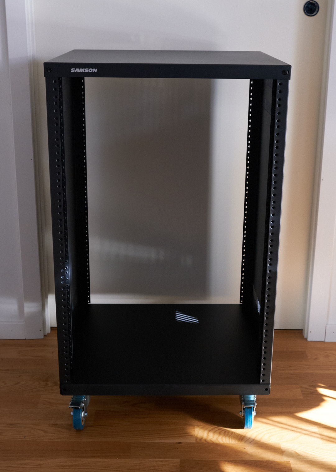 A picture showing the Samson SRK16 Rack